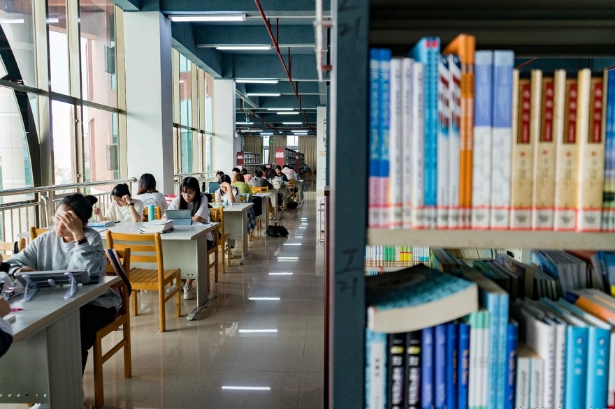 志愿填报必读！如何规范化填好志愿不踩坑，还得看官方通知！码住慢慢看！