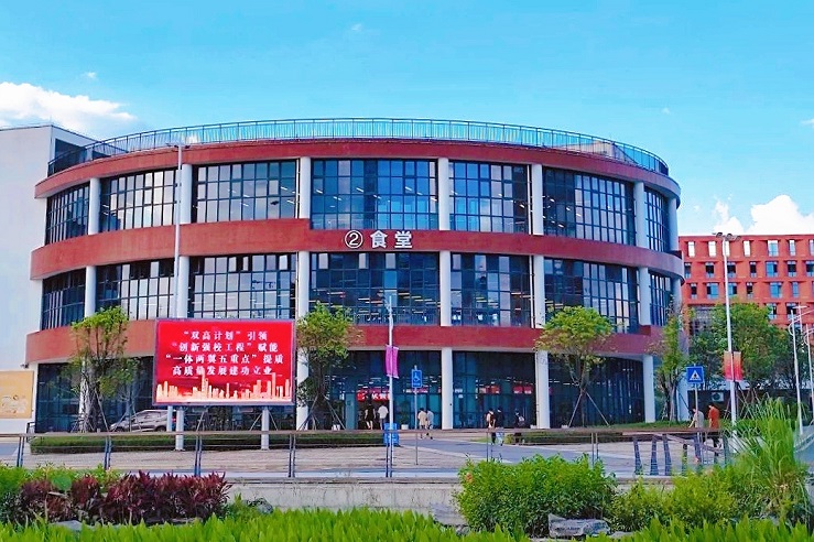 广东唯一的轨道交通高职----广州铁路职业技术学院，毕业近4成进国企！