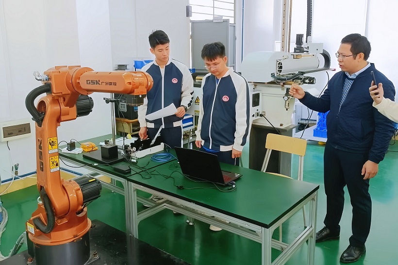 现代学徒制简要解读