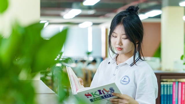 中职作文 人物事件写作素材30条（三）