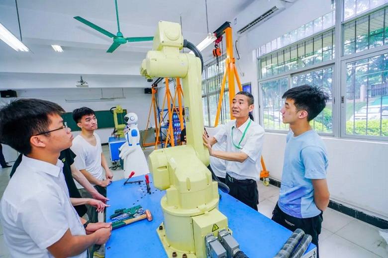 广州现代信息工程职业技术学院 | 2026年 &ldquo;学考&rdquo;与&ldquo;3+证书&rdquo;投档分数及排位